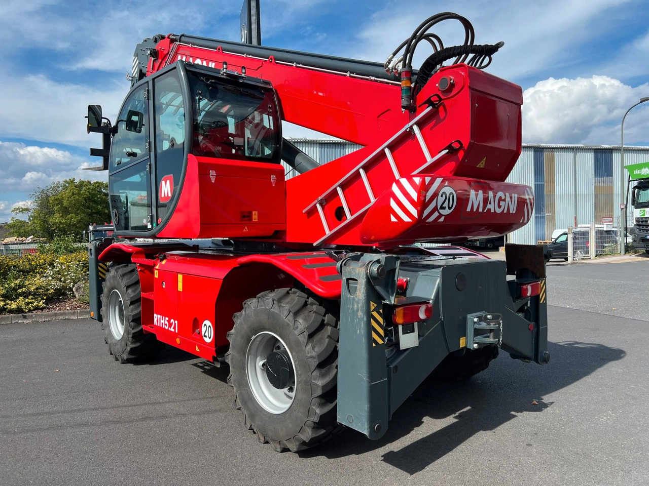 Magni RTH 5.21 Roto / Funk / Gabel / nur 419h - Teleskopický nakladač: obrázok 3 Magni RTH 5.21 Roto / Funk / Gabel / nur 419h - Teleskopický nakladač: obrázok 3