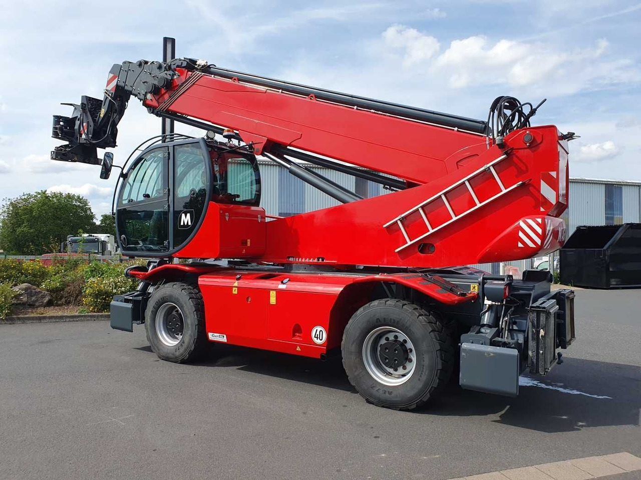 Magni RTH 5.35 SH / Fällkran / nur 2.034h - Kolesový nakladač: obrázok 3 Magni RTH 5.35 SH / Fällkran / nur 2.034h - Kolesový nakladač: obrázok 3