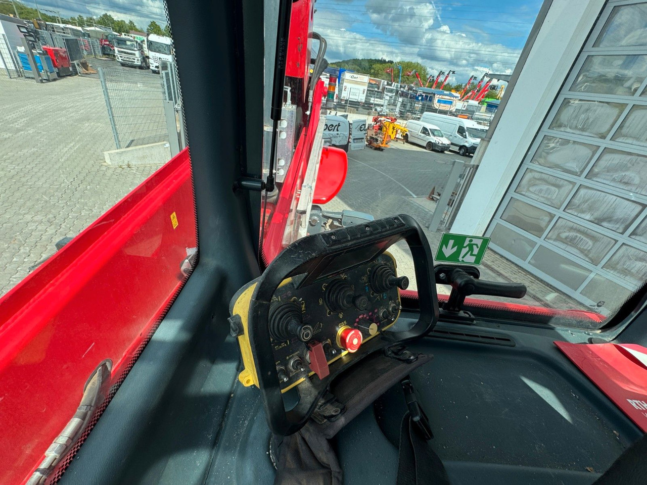 Teleskopický nakladač Magni RTH 7.26 SH Roto / Funk / 2021 / Gabel: obrázok 17 Teleskopický nakladač Magni RTH 7.26 SH Roto / Funk / 2021 / Gabel: obrázok 17