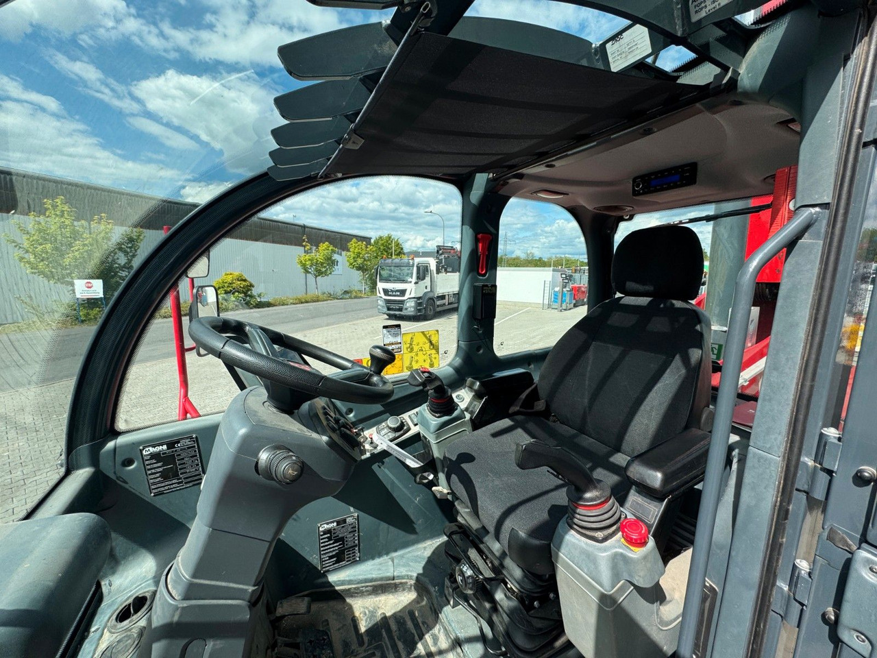 Teleskopický nakladač Magni RTH 7.26 SH Roto / Funk / 2021 / Gabel: obrázok 14 Teleskopický nakladač Magni RTH 7.26 SH Roto / Funk / 2021 / Gabel: obrázok 14