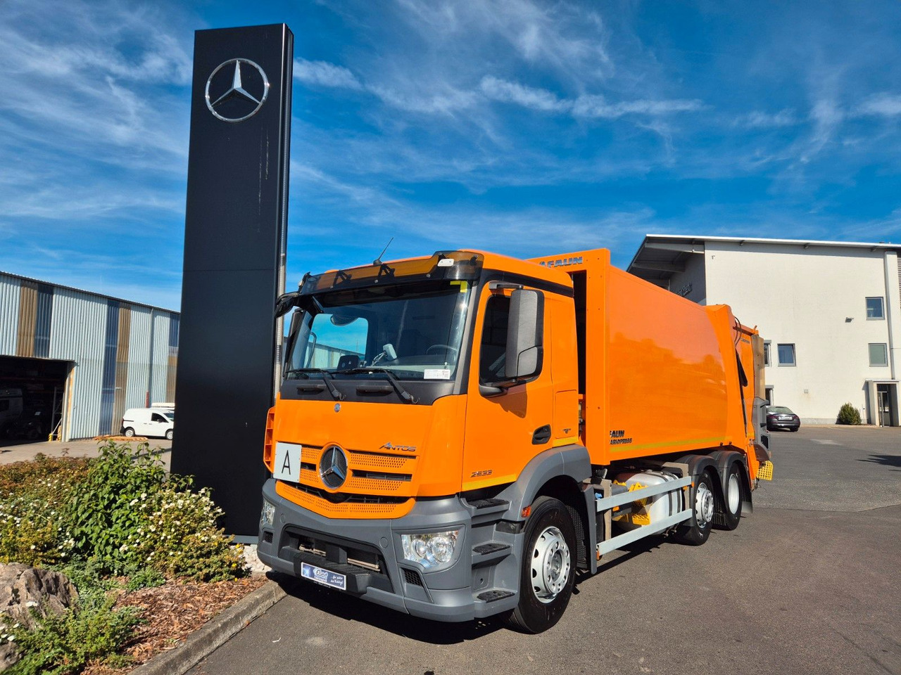 Mercedes-Benz Actros 2533 L Faun Variopress II524 V19 Zoeller - Auto na odvoz odpadu: obrázok 1 Mercedes-Benz Actros 2533 L Faun Variopress II524 V19 Zoeller - Auto na odvoz odpadu: obrázok 1