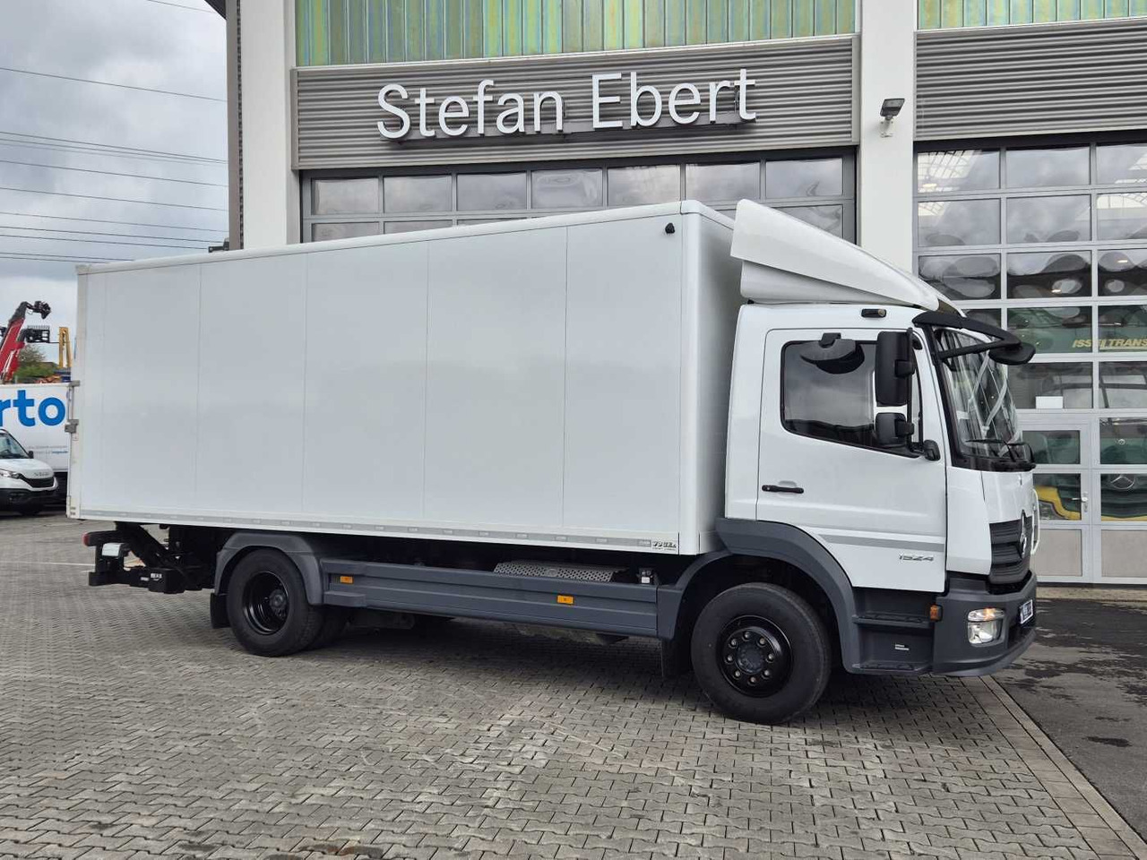 Mercedes-Benz Atego 1524 L LBW 1.500kg Klima Standheizung - Skříňový nákladní auto: obrázok 2 Mercedes-Benz Atego 1524 L LBW 1.500kg Klima Standheizung - Skříňový nákladní auto: obrázok 2