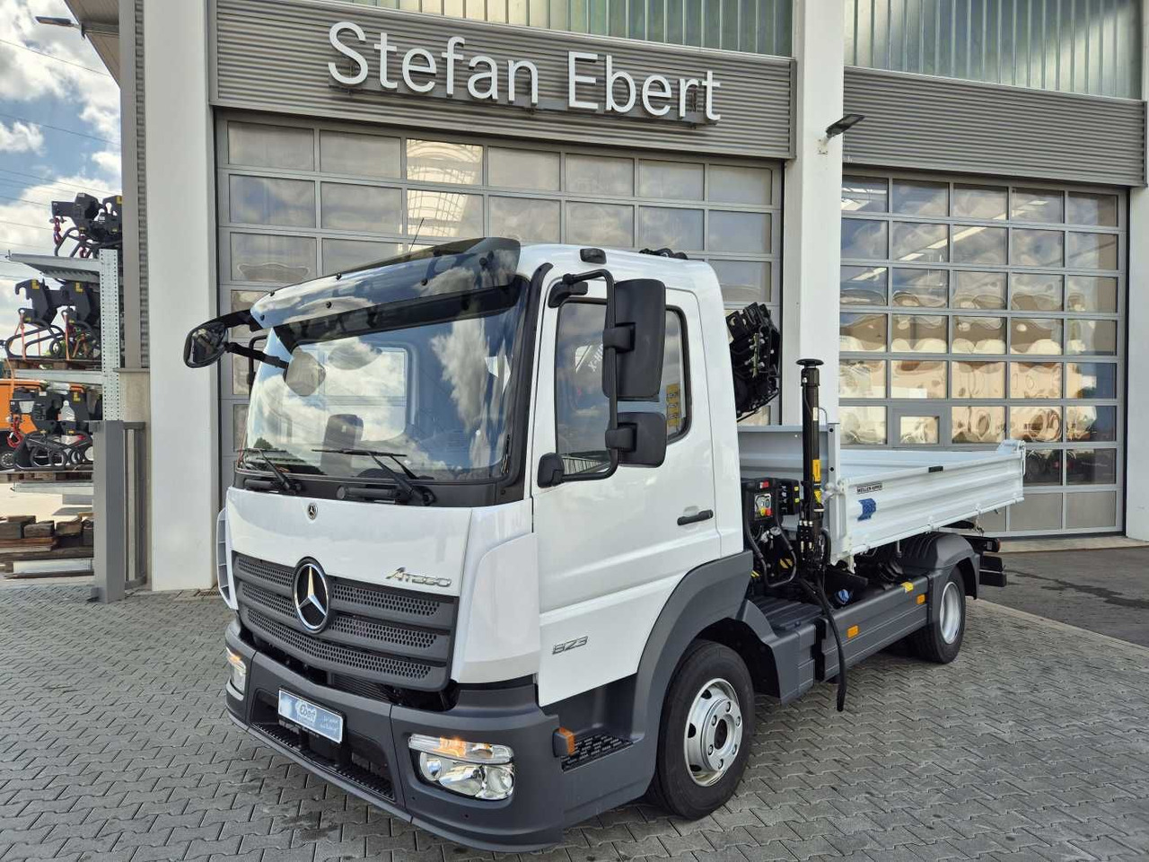 Mercedes-Benz Atego 823 KK Kipper+Kran+Funk+Greifersteuerung - Dodávka sklápač: obrázok 2 Mercedes-Benz Atego 823 KK Kipper+Kran+Funk+Greifersteuerung - Dodávka sklápač: obrázok 2