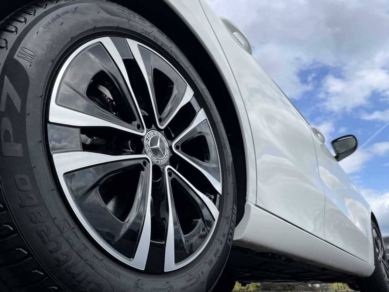 Mercedes-Benz B 180 7G Progressive R-Kamera+LED+ Winterpaket+C - Automobil: obrázok 5 Mercedes-Benz B 180 7G Progressive R-Kamera+LED+ Winterpaket+C - Automobil: obrázok 5