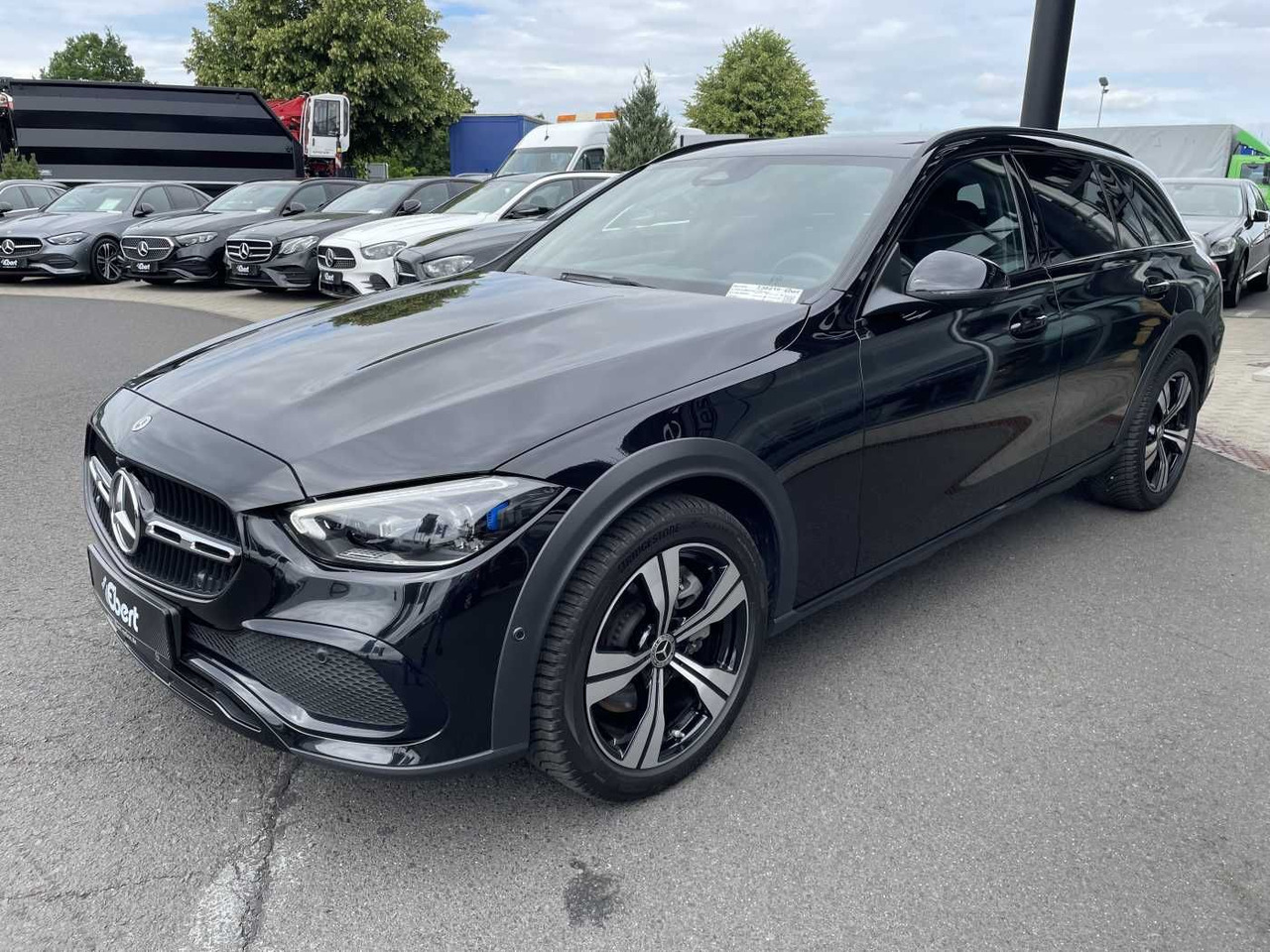 Mercedes-Benz C 220 d T 4M ALL-Terrain AHK+360°+ Digital+Leder - Automobil: obrázok 2 Mercedes-Benz C 220 d T 4M ALL-Terrain AHK+360°+ Digital+Leder - Automobil: obrázok 2