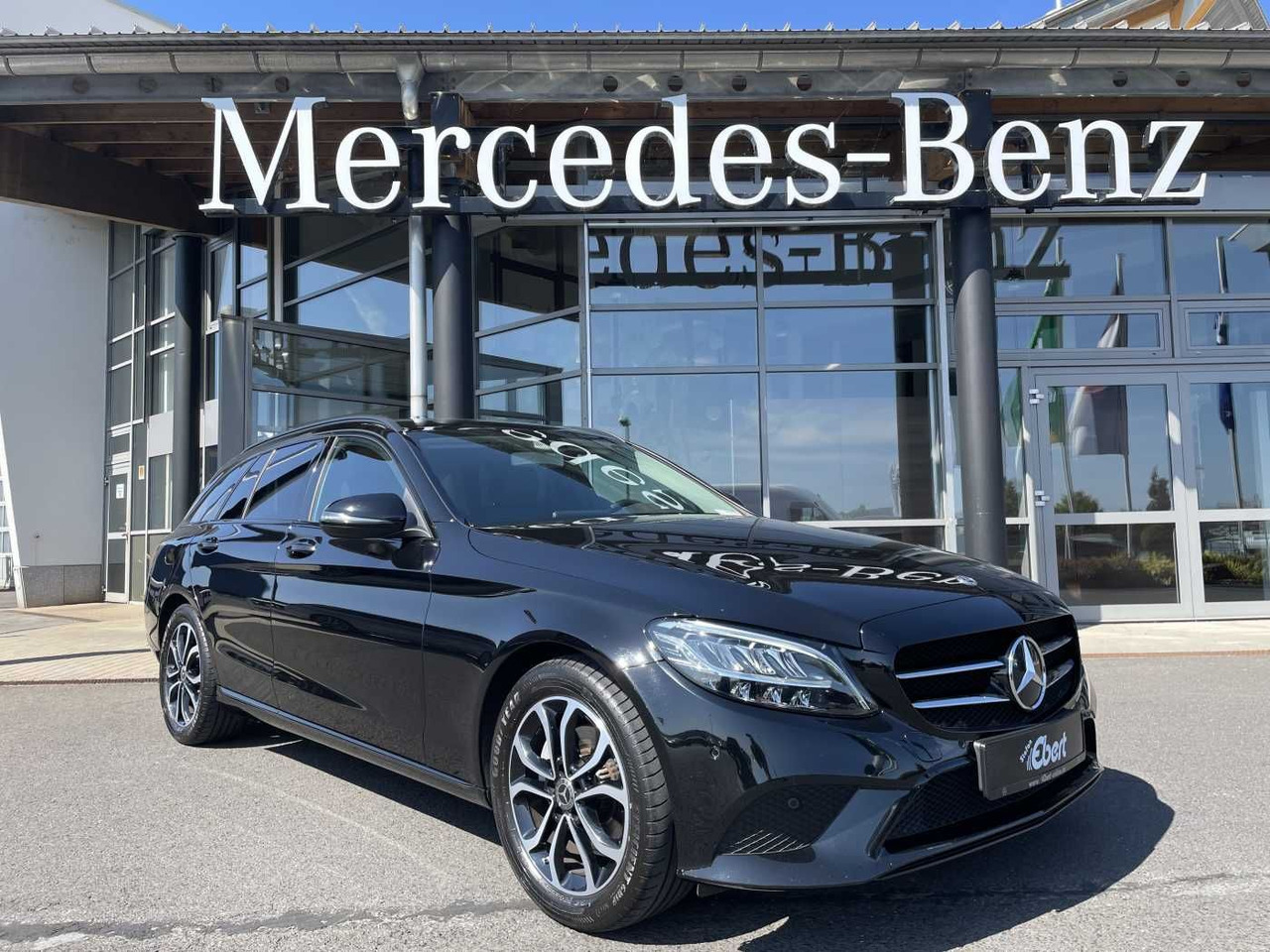 Mercedes-Benz C 220 d T 9G Avantgarde R-Kamera+AHK +Burmester+ - Automobil: obrázok 1 Mercedes-Benz C 220 d T 9G Avantgarde R-Kamera+AHK +Burmester+ - Automobil: obrázok 1