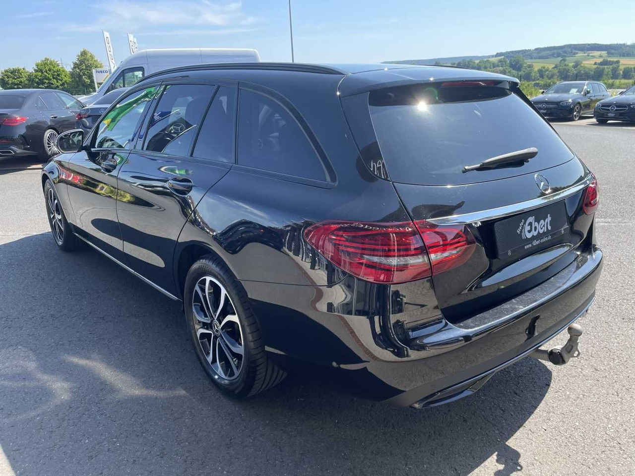 Mercedes-Benz C 220 d T 9G Avantgarde R-Kamera+AHK +Burmester+ - Automobil: obrázok 3 Mercedes-Benz C 220 d T 9G Avantgarde R-Kamera+AHK +Burmester+ - Automobil: obrázok 3