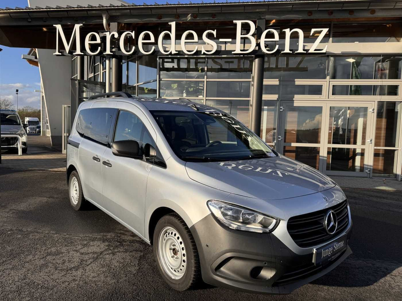 Mercedes-Benz Citan 110 CDI Tourer Klima AHK Kamera MBUX Tempo - Automobil: obrázok 1 Mercedes-Benz Citan 110 CDI Tourer Klima AHK Kamera MBUX Tempo - Automobil: obrázok 1