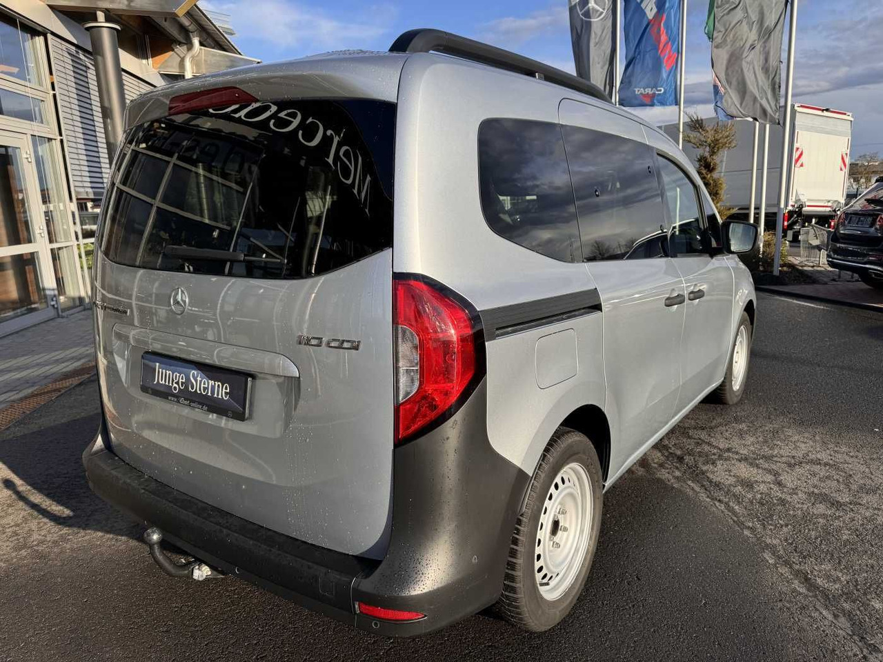 Mercedes-Benz Citan 110 CDI Tourer Klima AHK Kamera MBUX Tempo - Mikrobus: obrázok 4 Mercedes-Benz Citan 110 CDI Tourer Klima AHK Kamera MBUX Tempo - Mikrobus: obrázok 4