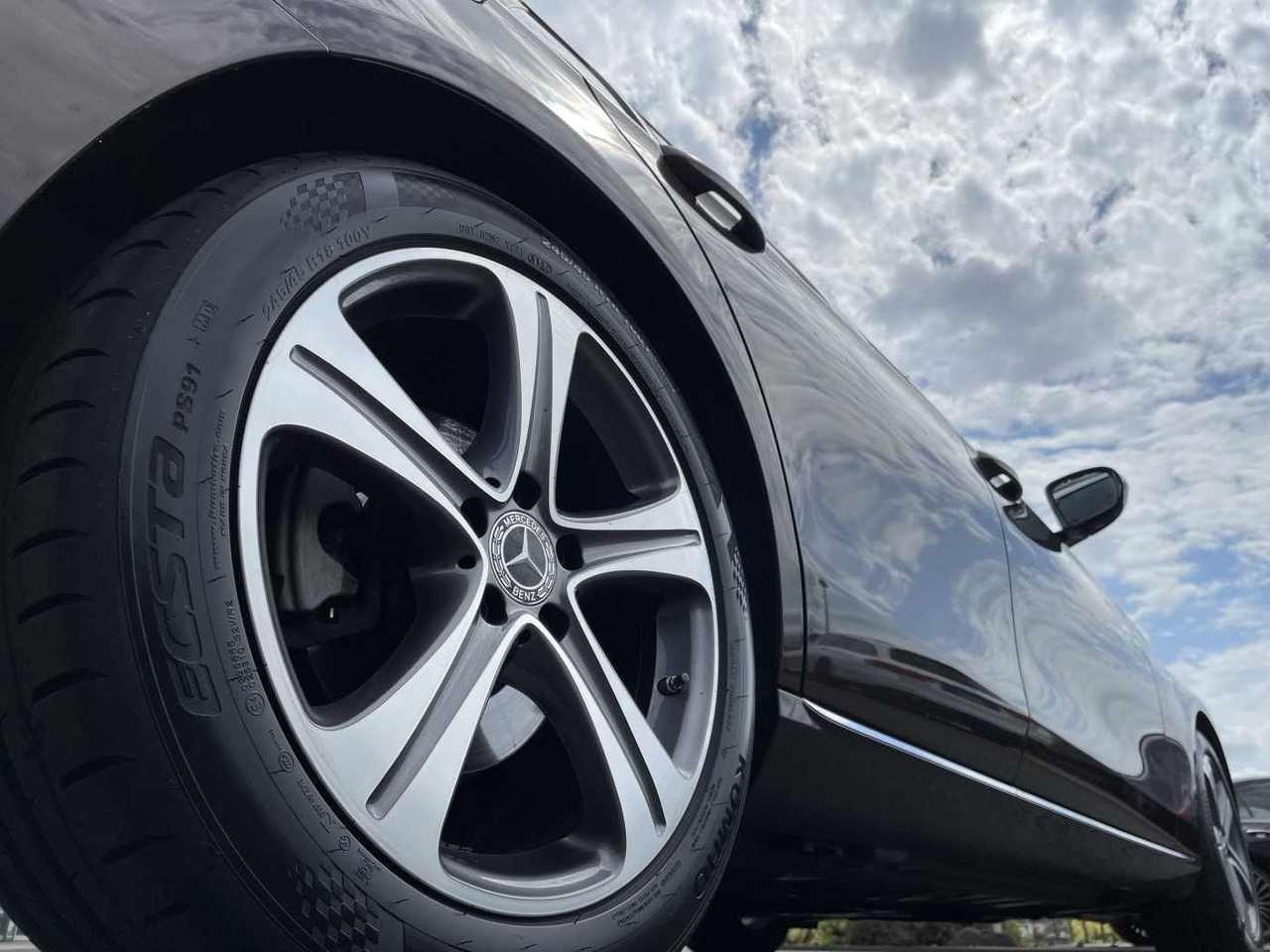 Mercedes-Benz E 220 d T 9G Avantgarde AHK+Memory+ Distr+R-Kame - Automobil: obrázok 5 Mercedes-Benz E 220 d T 9G Avantgarde AHK+Memory+ Distr+R-Kame - Automobil: obrázok 5