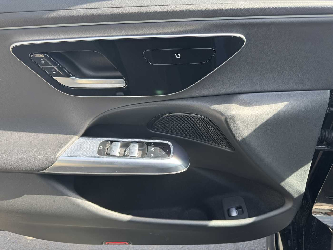 Kombi Mercedes-Benz E 220d Avantgarde+Pano+AHK+Distr+19Zoll+MBUX: obrázok 10 Kombi Mercedes-Benz E 220d Avantgarde+Pano+AHK+Distr+19Zoll+MBUX: obrázok 10