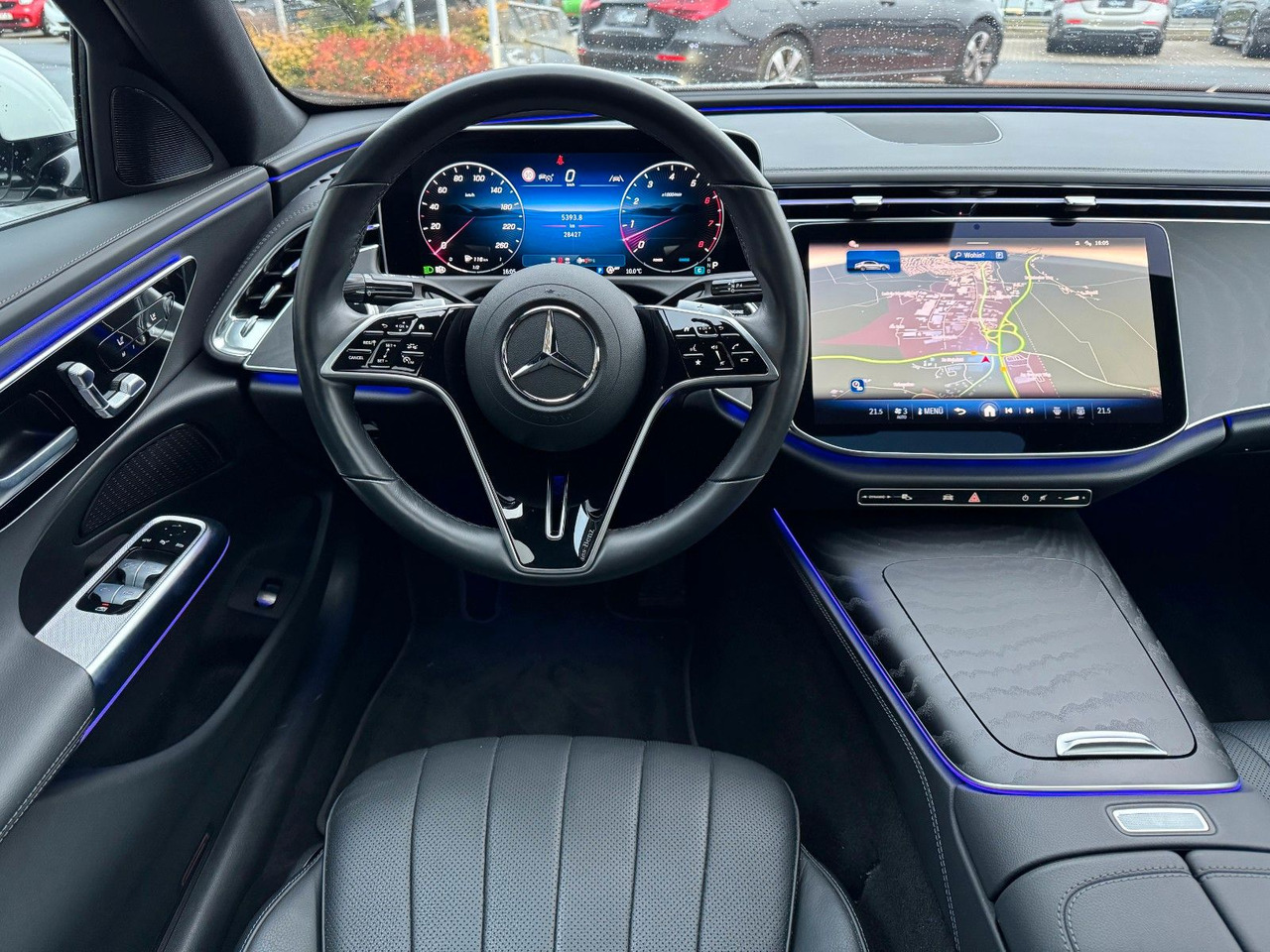 Sedan Mercedes-Benz E 450 4M Avantgarde+Pano+DistrPro+Digital+360: obrázok 16