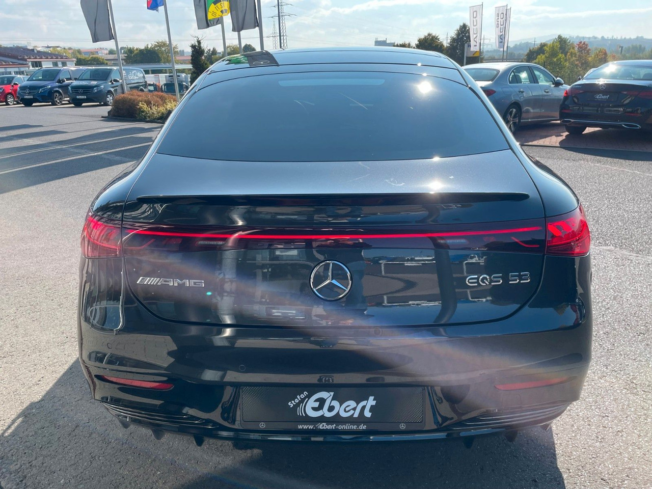 Mercedes-Benz EQS 53 AMG 4M HUD+Pano+Hyper+Fond+Burm+TV+VOLL - Sedan: obrázok 4 Mercedes-Benz EQS 53 AMG 4M HUD+Pano+Hyper+Fond+Burm+TV+VOLL - Sedan: obrázok 4