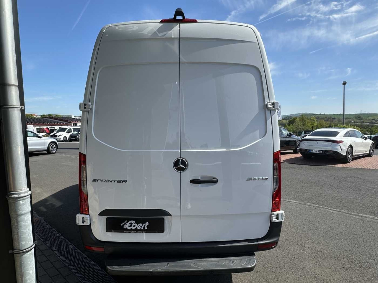 Mercedes-Benz Sprinter 315 CDI 4325 Klima 360 SHZ MBUX Schwing - Furgon: obrázok 4 Mercedes-Benz Sprinter 315 CDI 4325 Klima 360 SHZ MBUX Schwing - Furgon: obrázok 4