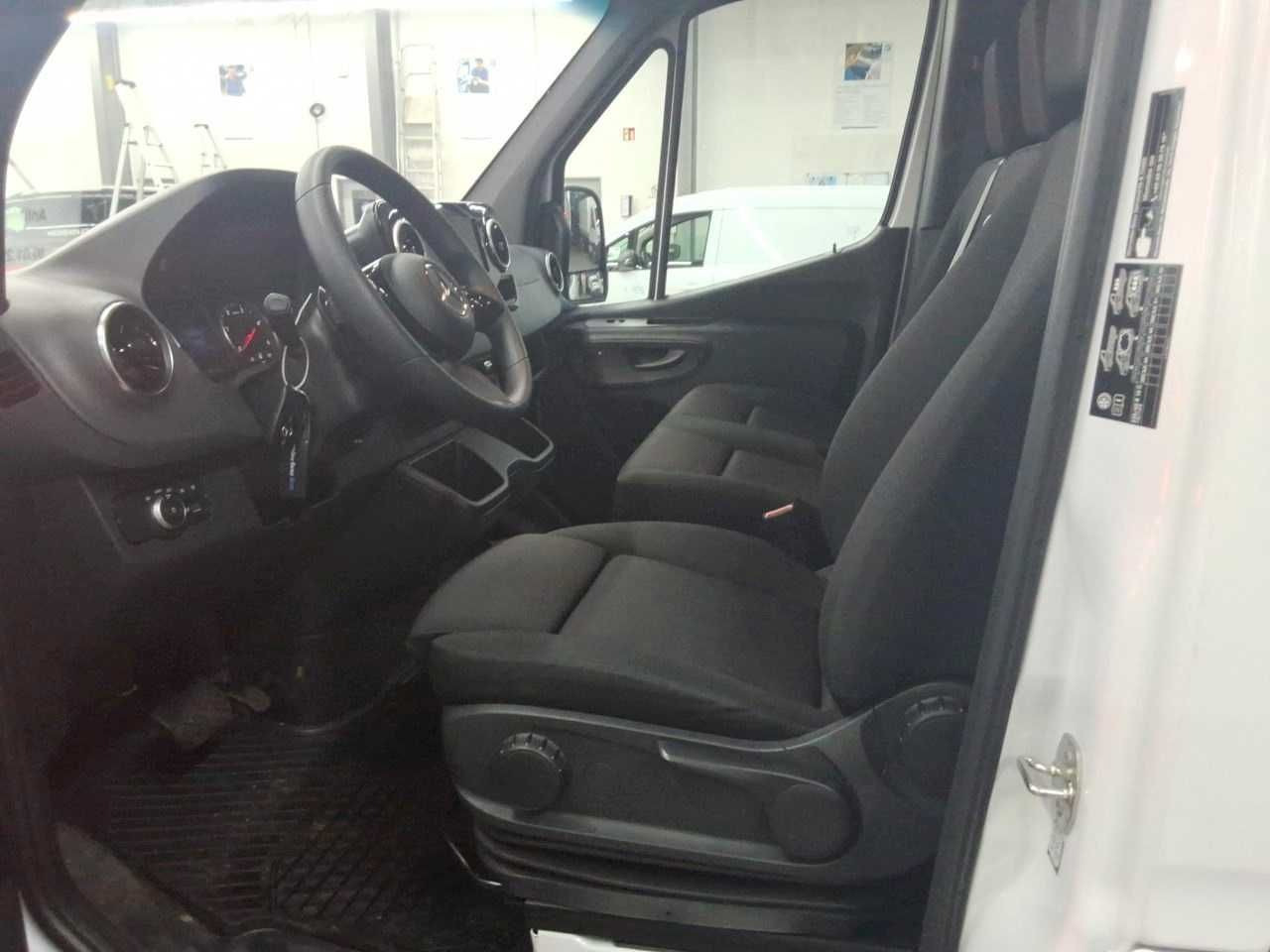 Mercedes-Benz Sprinter 317 CDI 3665 9G Klima Kamera Schwing - Furgon: obrázok 3 Mercedes-Benz Sprinter 317 CDI 3665 9G Klima Kamera Schwing - Furgon: obrázok 3