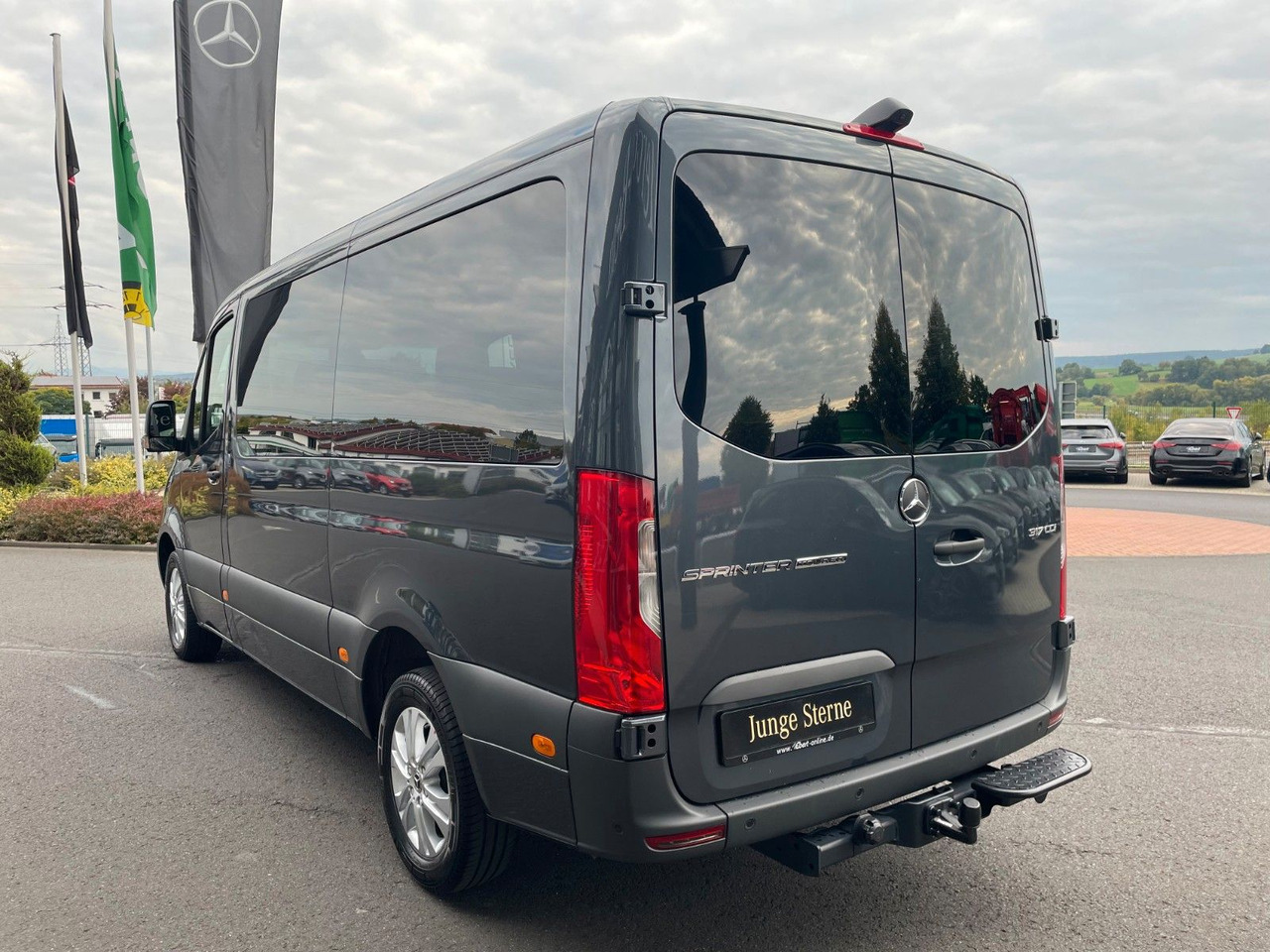 Mercedes-Benz Sprinter 317 CDI Tourer 3665 9G Kamera AHK3,5to - Mikrobus: obrázok 3 Mercedes-Benz Sprinter 317 CDI Tourer 3665 9G Kamera AHK3,5to - Mikrobus: obrázok 3