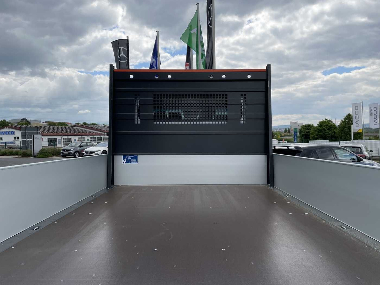 Plachtová dodávka Mercedes-Benz Sprinter 319 CDI 4x4 DoKa Klima Stdheiz AHK LED: obrázok 7