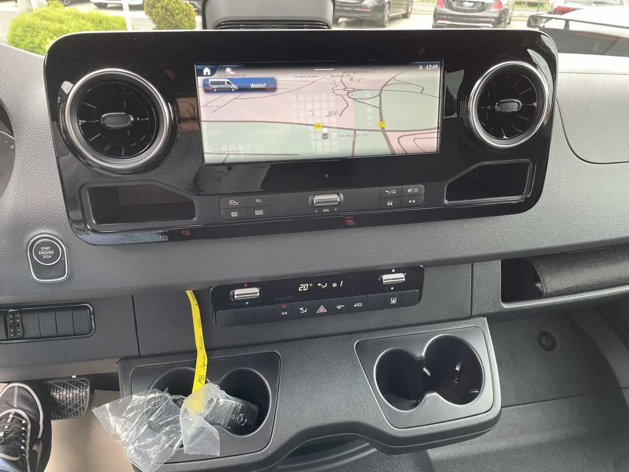 Plachtová dodávka Mercedes-Benz Sprinter 319 CDI 4x4 DoKa Klima Stdheiz AHK LED: obrázok 15