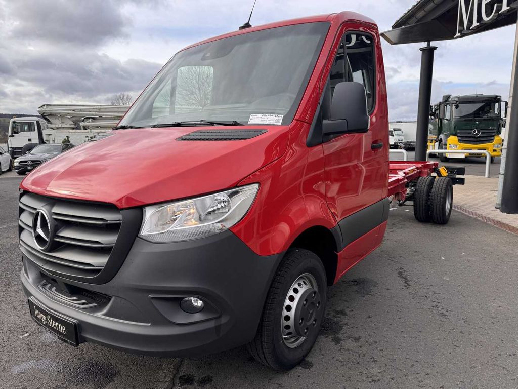 Mercedes-Benz Sprinter 517 CDI 4325 Fahrgestell AHK3,5 5.500kg - Podvozek s kabinou: obrázok 3 Mercedes-Benz Sprinter 517 CDI 4325 Fahrgestell AHK3,5 5.500kg - Podvozek s kabinou: obrázok 3