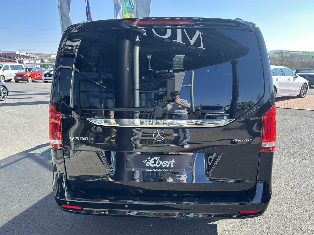 Mercedes-Benz V 300 d AVA ED 4MATIC AHK2,5to Standheiz 360Kam - Automobil: obrázok 5 Mercedes-Benz V 300 d AVA ED 4MATIC AHK2,5to Standheiz 360Kam - Automobil: obrázok 5