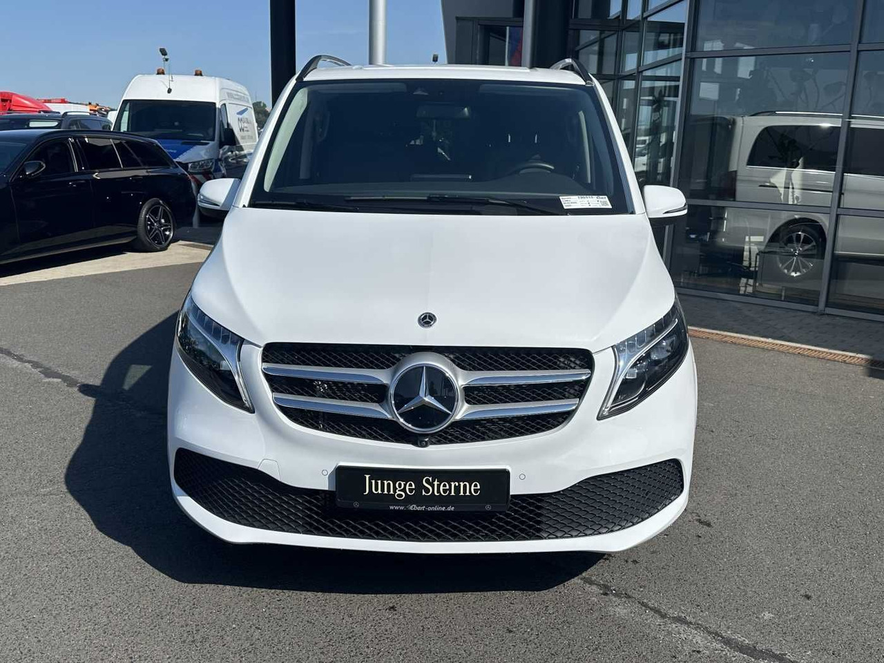 Mercedes-Benz V 300 d AVA ED 6Sitze Burmester 360Kamera el Tür - Automobil: obrázok 2 Mercedes-Benz V 300 d AVA ED 6Sitze Burmester 360Kamera el Tür - Automobil: obrázok 2