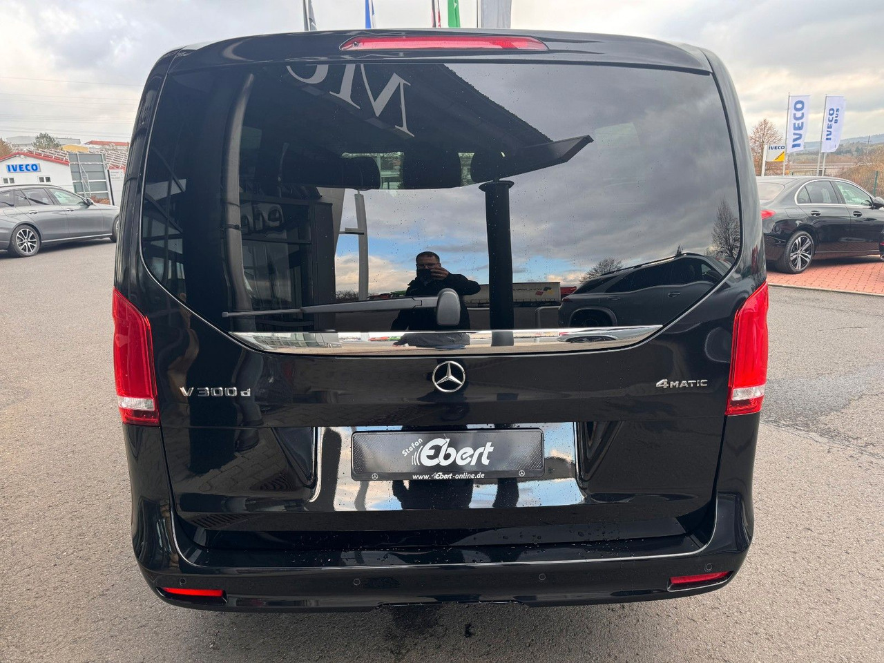Mercedes-Benz V 300 d AVA Extralang 4MATIC AHK Stdh DISTRONIC - Kombi: obrázok 5 Mercedes-Benz V 300 d AVA Extralang 4MATIC AHK Stdh DISTRONIC - Kombi: obrázok 5
