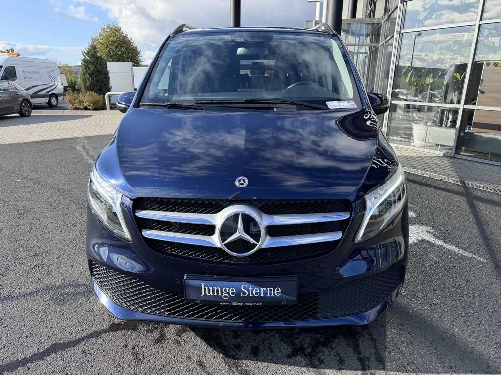 Mercedes-Benz V 300 d EDITION 7Sitze MBUX LED Kamera Mercedes-Benz V 300 d EDITION 7Sitze MBUX LED Kamera - Automobil: obrázok 2 Mercedes-Benz V 300 d EDITION 7Sitze MBUX LED Kamera Mercedes-Benz V 300 d EDITION 7Sitze MBUX LED Kamera - Automobil: obrázok 2