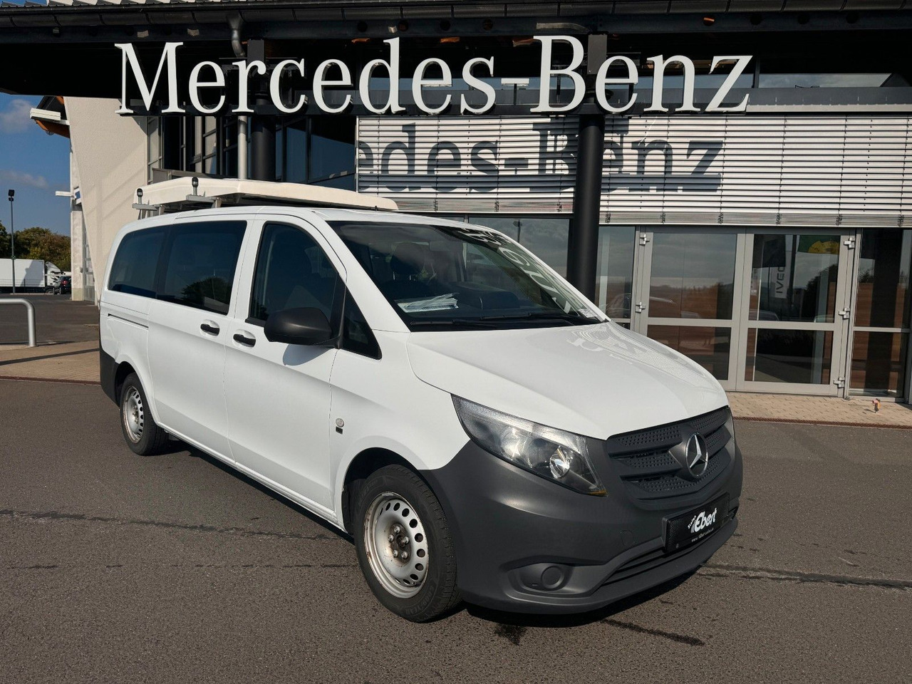 Mercedes-Benz Vito 111 CDI Tourer Begleitfahrzeug BF3+ / WVZ - Mikrobus: obrázok 1 Mercedes-Benz Vito 111 CDI Tourer Begleitfahrzeug BF3+ / WVZ - Mikrobus: obrázok 1