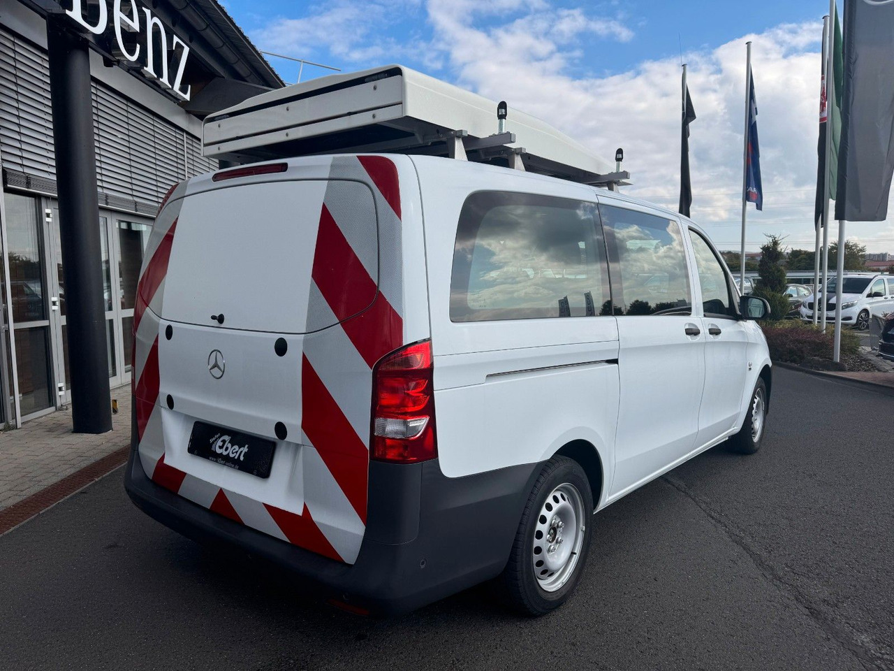 Mercedes-Benz Vito 114 CDI Tourer Begleitfahrzeug BF3+ / WVZ - Mikrobus: obrázok 4 Mercedes-Benz Vito 114 CDI Tourer Begleitfahrzeug BF3+ / WVZ - Mikrobus: obrázok 4