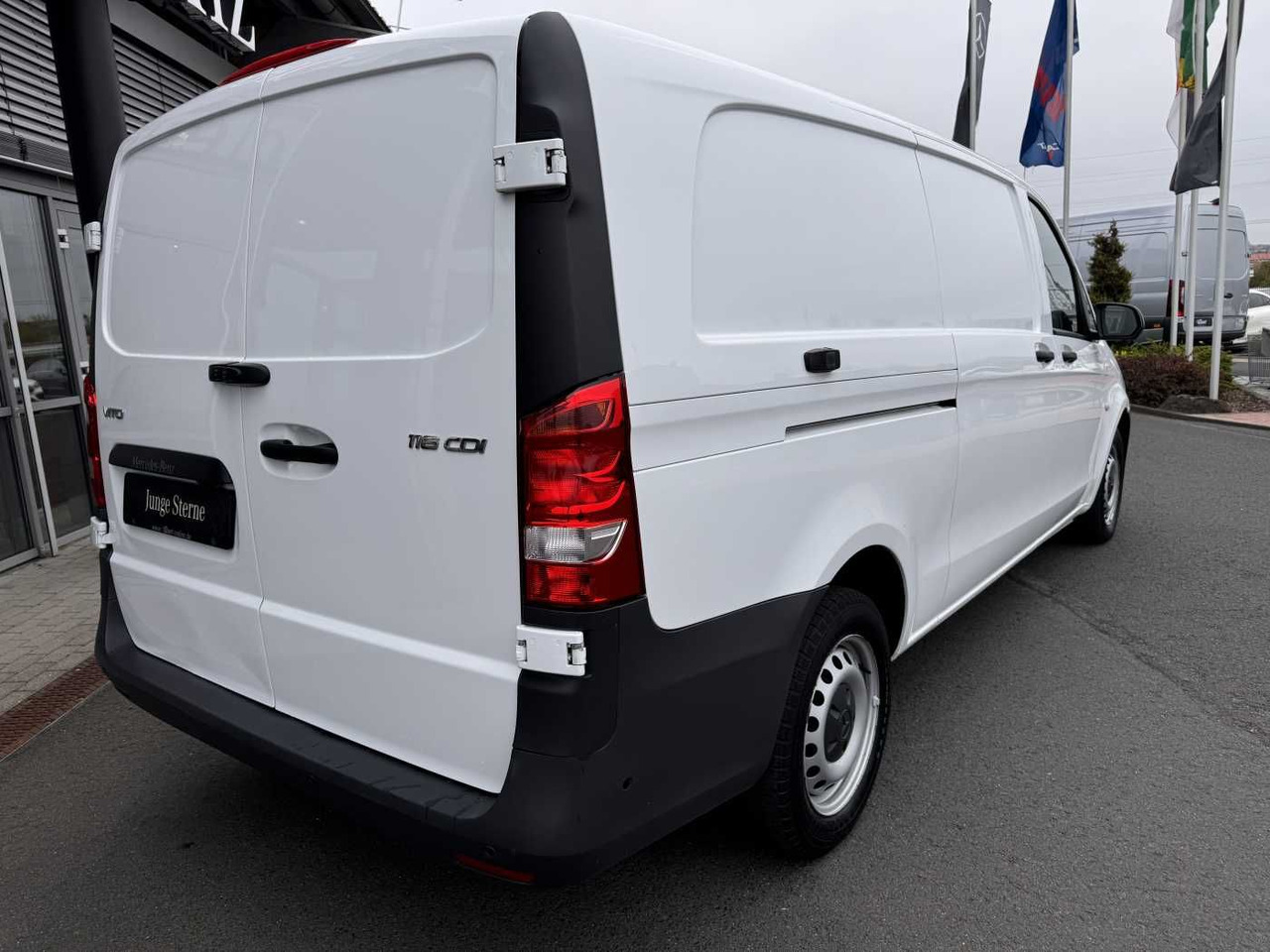 Mercedes-Benz Vito 116 CDI Extralang Klima Kamera Audio40 SHZ - Malá dodávka: obrázok 4 Mercedes-Benz Vito 116 CDI Extralang Klima Kamera Audio40 SHZ - Malá dodávka: obrázok 4