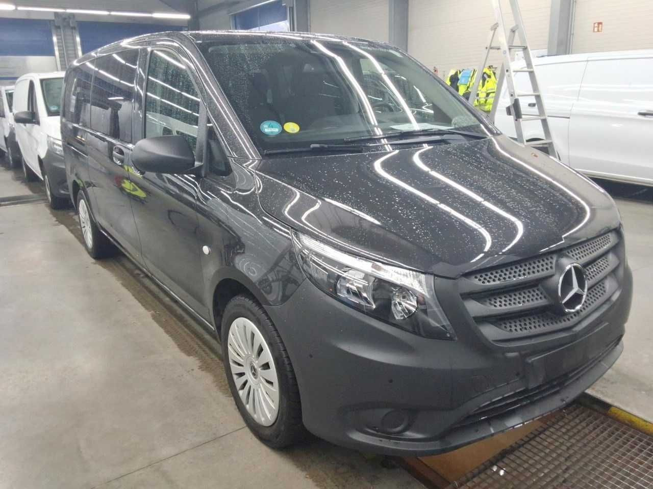 Mercedes-Benz Vito 116 CDI Tourer 2xKlima AHK Kamera Audio40 - Mikrobus: obrázok 2 Mercedes-Benz Vito 116 CDI Tourer 2xKlima AHK Kamera Audio40 - Mikrobus: obrázok 2