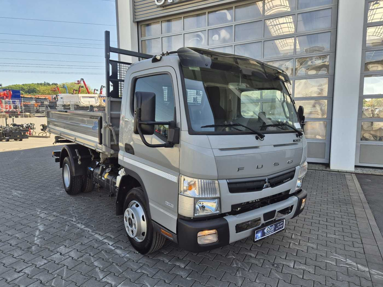 Mitsubishi Fuso Canter 7C18 4x2 Meiller-Kipper Klima AHK - Dodávka sklápač: obrázok 3 Mitsubishi Fuso Canter 7C18 4x2 Meiller-Kipper Klima AHK - Dodávka sklápač: obrázok 3