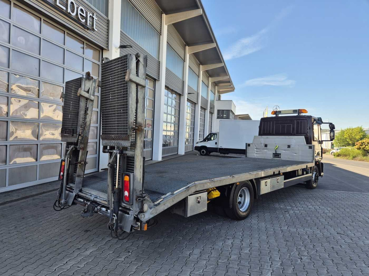 Nákladné auto Iveco Eurocargo ML140E25/P Maschinentransporter Winde: obrázok 8