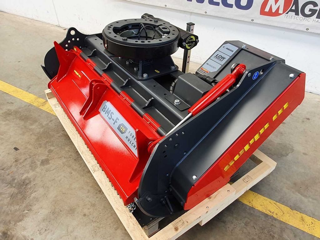 Seppi M. BMS-F 125 Forstmulcher 10-20t Drehmotor Seppi M. BMS-F 125 Forstmulcher 10-20t Drehmotor - Lesná fréza: obrázok 3 Seppi M. BMS-F 125 Forstmulcher 10-20t Drehmotor Seppi M. BMS-F 125 Forstmulcher 10-20t Drehmotor - Lesná fréza: obrázok 3
