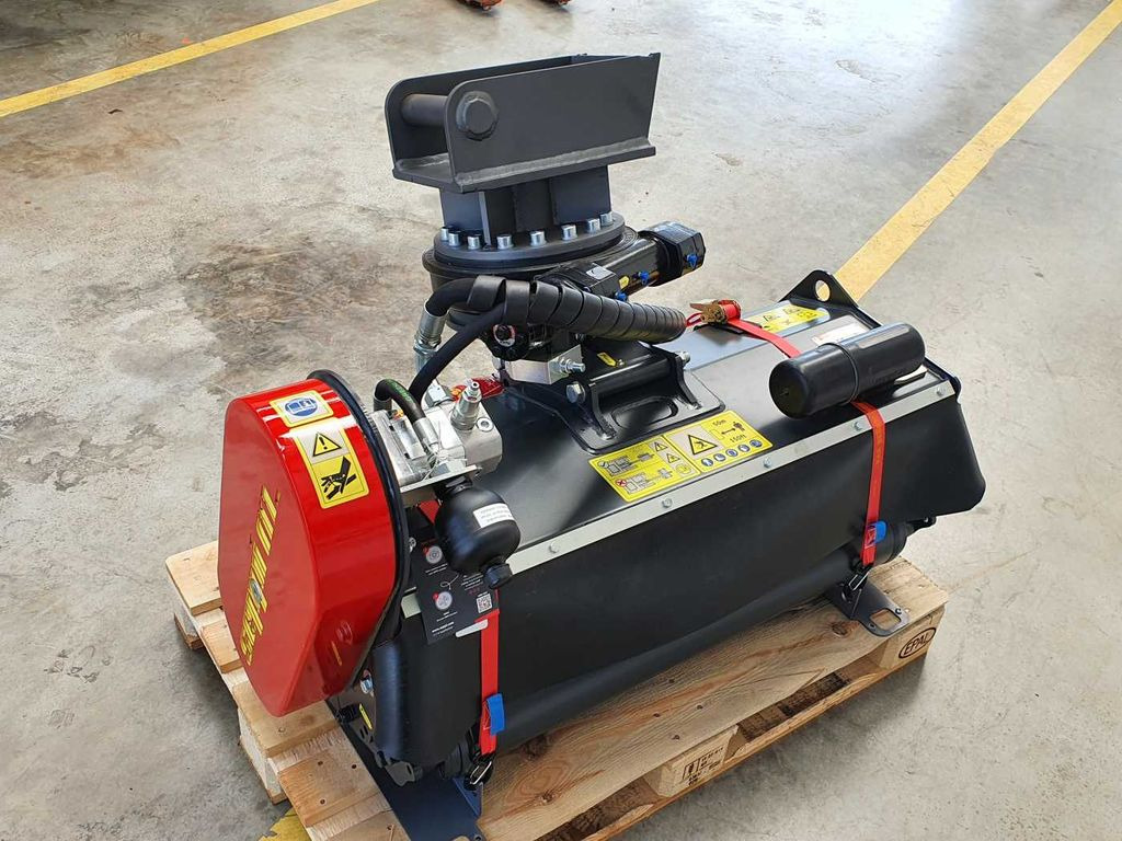 Seppi M. H3 105 /2-5to Mulcher Drehkranz lagernd Seppi M. H3 105 /2-5to Mulcher Drehkranz lagernd - Lesná fréza: obrázok 4 Seppi M. H3 105 /2-5to Mulcher Drehkranz lagernd Seppi M. H3 105 /2-5to Mulcher Drehkranz lagernd - Lesná fréza: obrázok 4