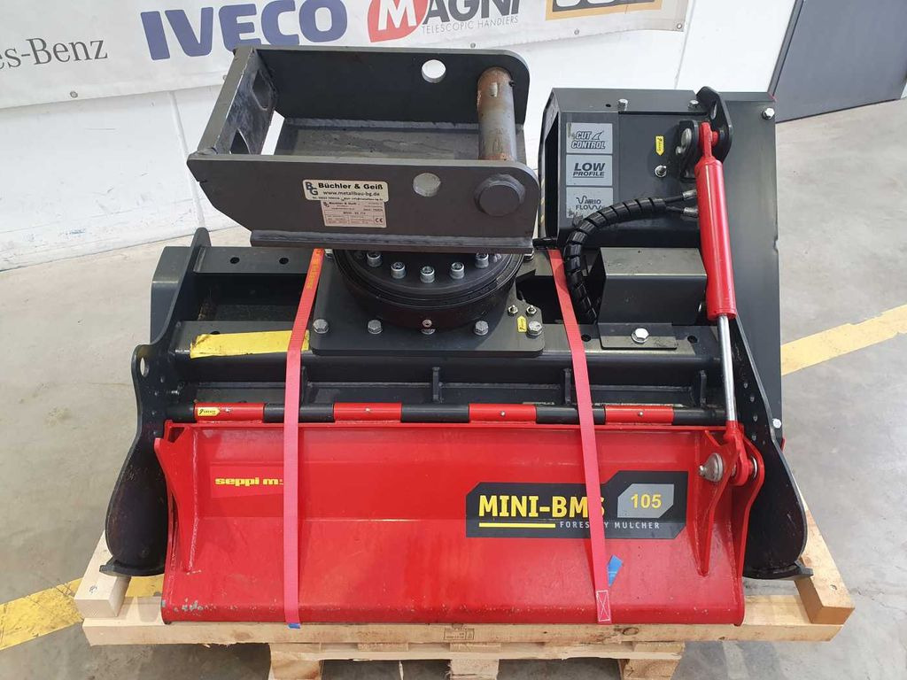 Seppi M. MINI-BMS 105 Mulcher / DEMO / Drehmotor Seppi M. MINI-BMS 105 Mulcher / DEMO / Drehmotor - Lesná fréza: obrázok 3 Seppi M. MINI-BMS 105 Mulcher / DEMO / Drehmotor Seppi M. MINI-BMS 105 Mulcher / DEMO / Drehmotor - Lesná fréza: obrázok 3