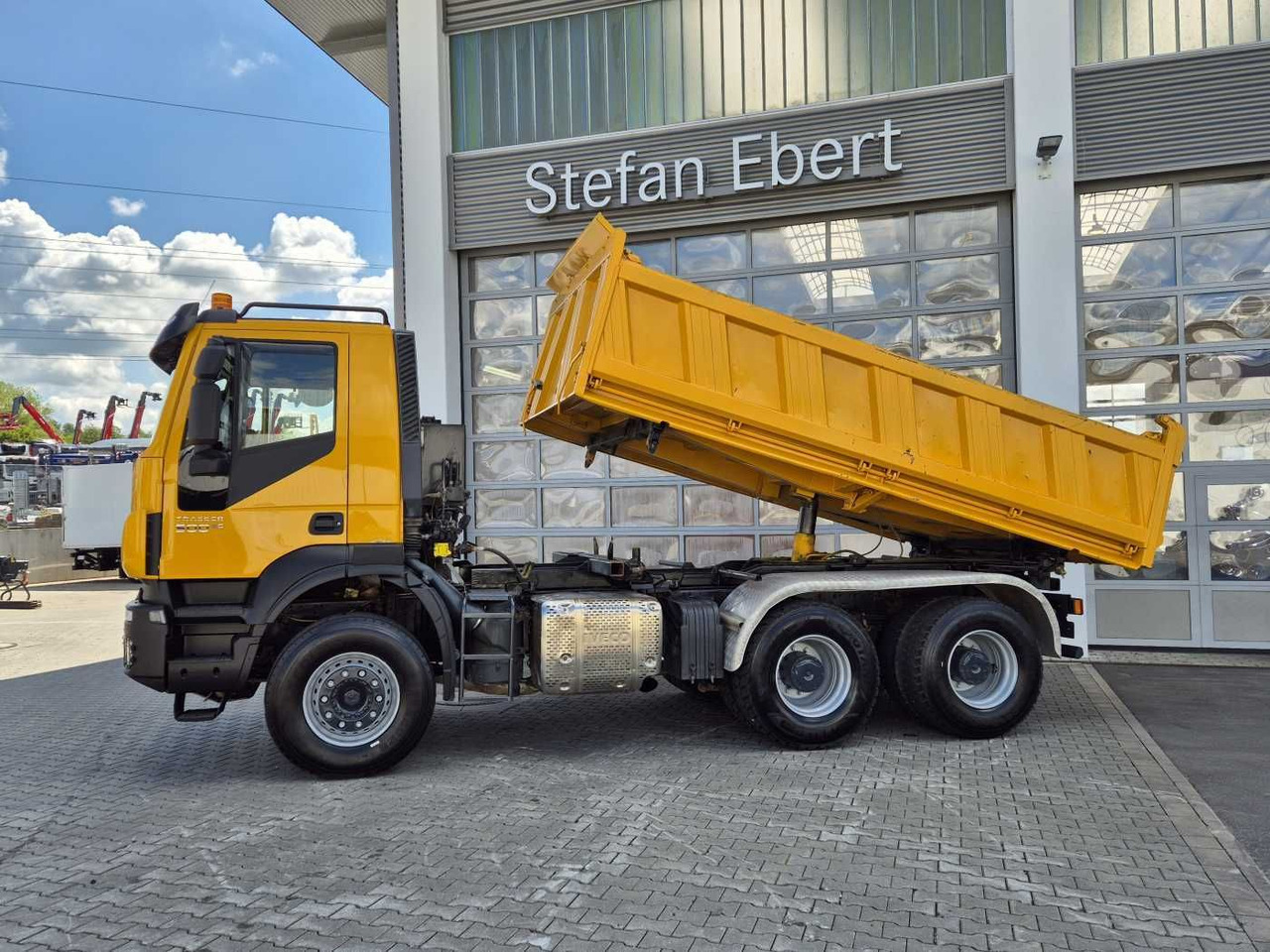 Iveco Trakker AD380T50 6x4 Kipper/SZM Wechselsystem - Ťahač: obrázok 4 Iveco Trakker AD380T50 6x4 Kipper/SZM Wechselsystem - Ťahač: obrázok 4