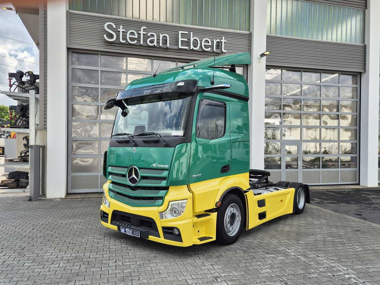 Mercedes-Benz Actros 1840 LSnRL Retarder Hubsattelplatte Xenon - Ťahač: obrázok 1 Mercedes-Benz Actros 1840 LSnRL Retarder Hubsattelplatte Xenon - Ťahač: obrázok 1