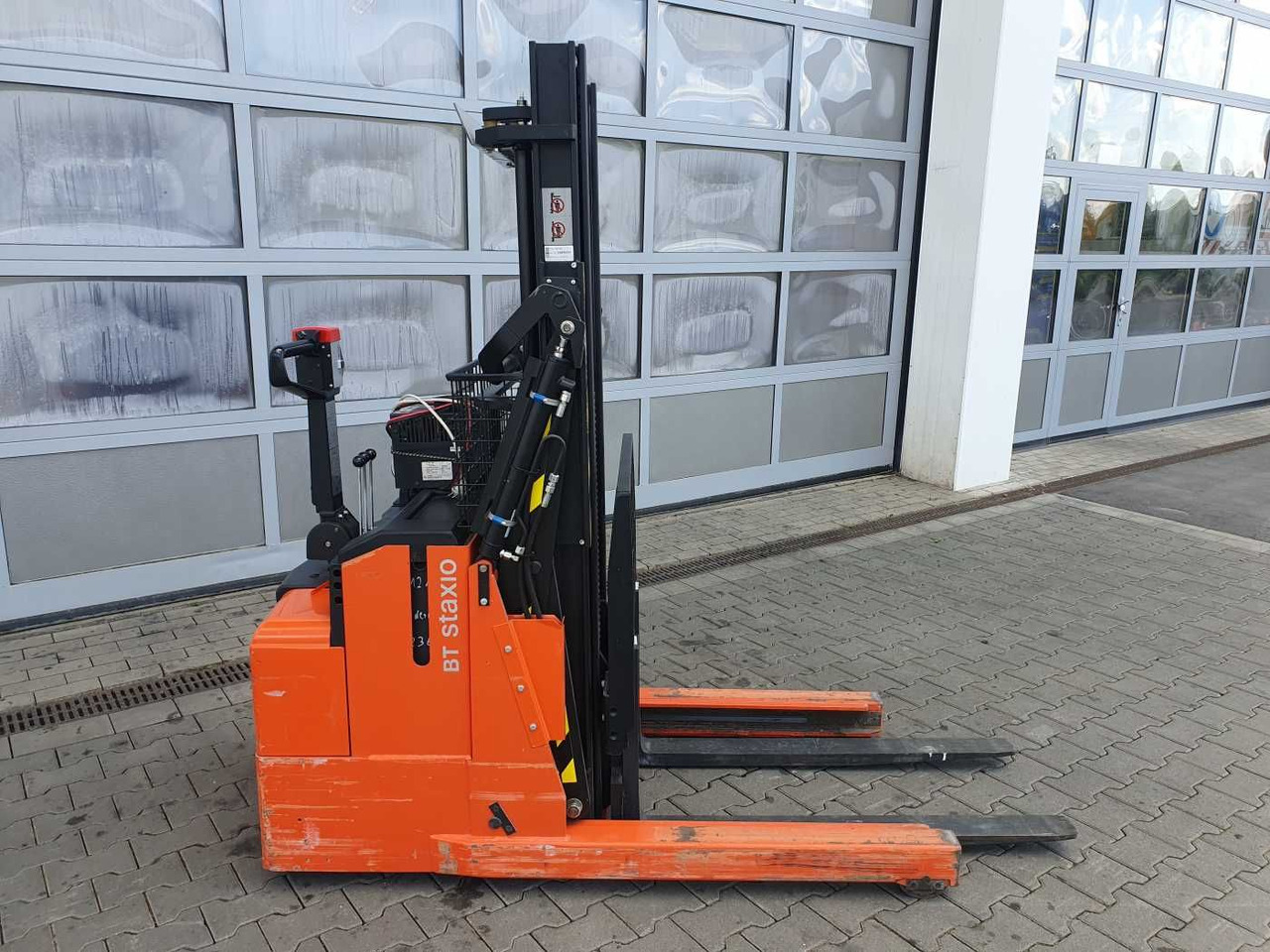 Toyota RWE 120 / Schubmaststapler / Duplex:2.9m / 257h! - Stohovač: obrázok 3 Toyota RWE 120 / Schubmaststapler / Duplex:2.9m / 257h! - Stohovač: obrázok 3