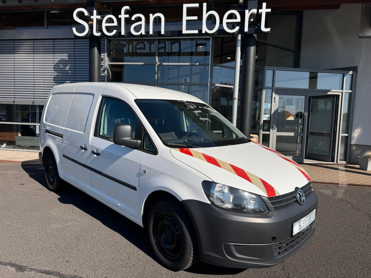 Volkswagen VW Caddy 2.0 TDI 4Motion Maxi Kasten Regal - Furgon: obrázok 1 Volkswagen VW Caddy 2.0 TDI 4Motion Maxi Kasten Regal - Furgon: obrázok 1