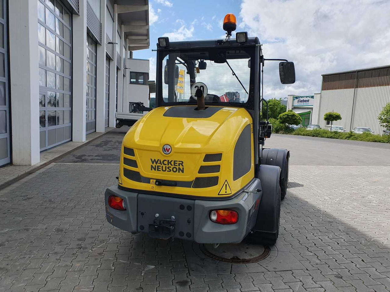 Wacker WL34 (RL40) / Schaufel + Gabel / nur 743h / 62PS - Kolesový nakladač: obrázok 5 Wacker WL34 (RL40) / Schaufel + Gabel / nur 743h / 62PS - Kolesový nakladač: obrázok 5