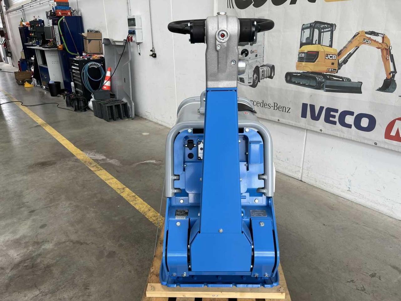 Weber CR 8 MDM Hatz-Diesel / 601kg / DEMO / 2022 - Vibračná doska: obrázok 5 Weber CR 8 MDM Hatz-Diesel / 601kg / DEMO / 2022 - Vibračná doska: obrázok 5