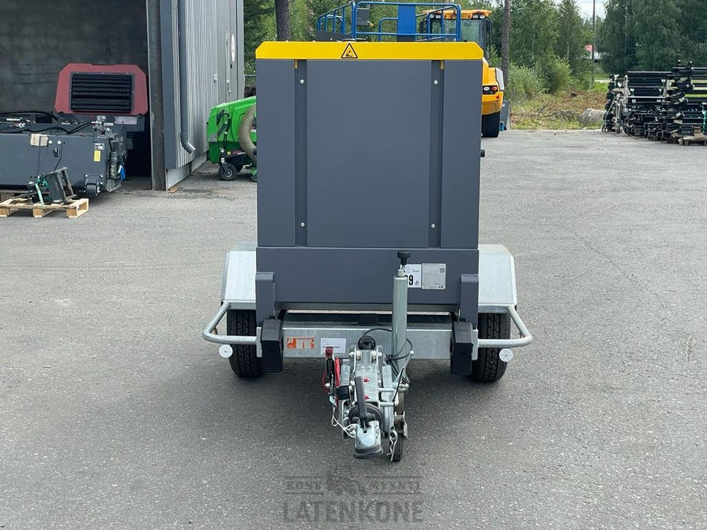 Atlas Copco QAS 30 50 Hz Generaattori StageV vetovarustuksella - Elektrický generátor: obrázok 4 Atlas Copco QAS 30 50 Hz Generaattori StageV vetovarustuksella - Elektrický generátor: obrázok 4