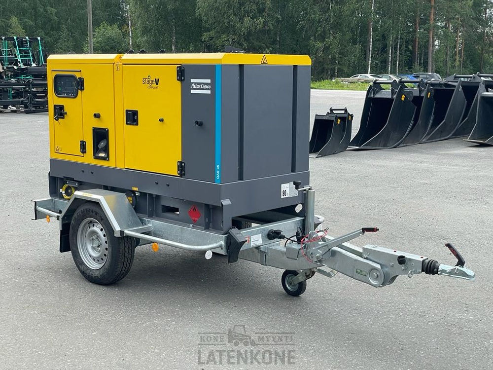 Atlas Copco QAS 45 50 Hz Generaattori StageV vetovarustuksella - Elektrický generátor: obrázok 3 Atlas Copco QAS 45 50 Hz Generaattori StageV vetovarustuksella - Elektrický generátor: obrázok 3