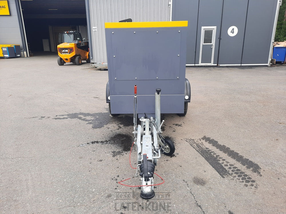 Atlas Copco QES 30 50 Hz Generaattori vetovarustuksella ID 4349 - Elektrický generátor: obrázok 3 Atlas Copco QES 30 50 Hz Generaattori vetovarustuksella ID 4349 - Elektrický generátor: obrázok 3