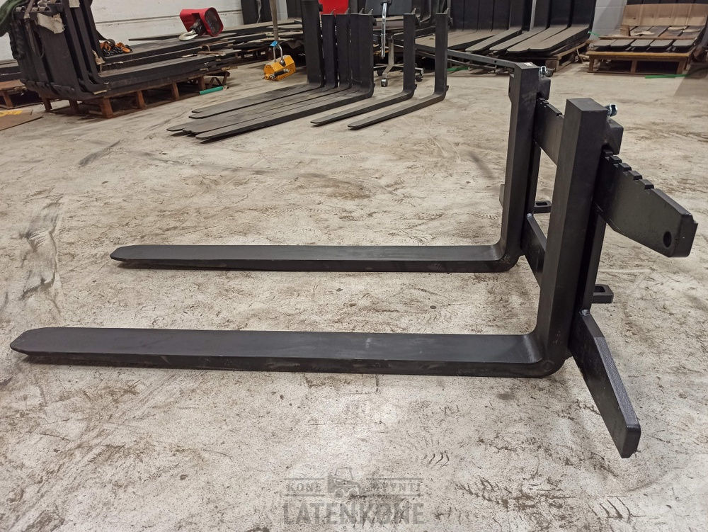 Laten Trukkipiikit 2000kg 1100mm/1200mm 2A Avant - Vidlice pre Stavebné stroje: obrázok 4 Laten Trukkipiikit 2000kg 1100mm/1200mm 2A Avant - Vidlice pre Stavebné stroje: obrázok 4