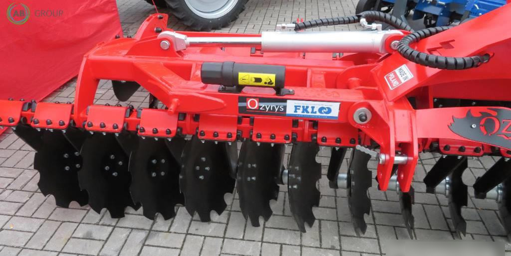 Awemak hydraulic folding disc harrow Ozyrys BTH40, 4 m - Diskový pluh: obrázok 2 Awemak hydraulic folding disc harrow Ozyrys BTH40, 4 m - Diskový pluh: obrázok 2