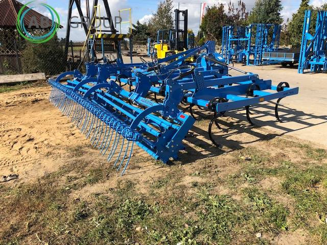 Cultivator and stubble cultivator hydraulically folded 5 m Agristal KUŚ - Kultivátor: obrázok 3 Cultivator and stubble cultivator hydraulically folded 5 m Agristal KUŚ - Kultivátor: obrázok 3