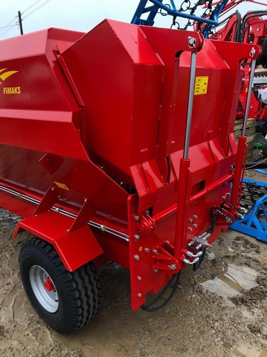 Fimaks Horizontales Futtermischwagen FIMAKS FMHI 4/Feed w - Kŕmny voz: obrázok 2 Fimaks Horizontales Futtermischwagen FIMAKS FMHI 4/Feed w - Kŕmny voz: obrázok 2