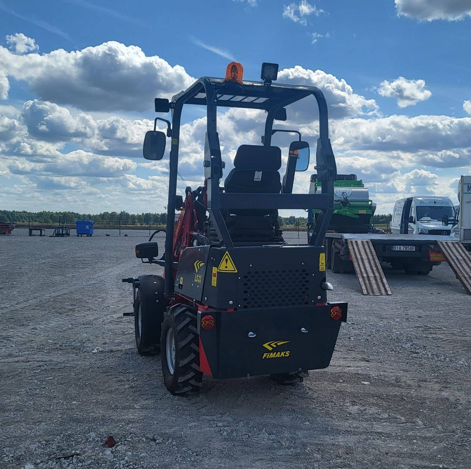 Kĺbový nakladač Fimaks mini loader LS33 - on stock: obrázok 7 Kĺbový nakladač Fimaks mini loader LS33 - on stock: obrázok 7